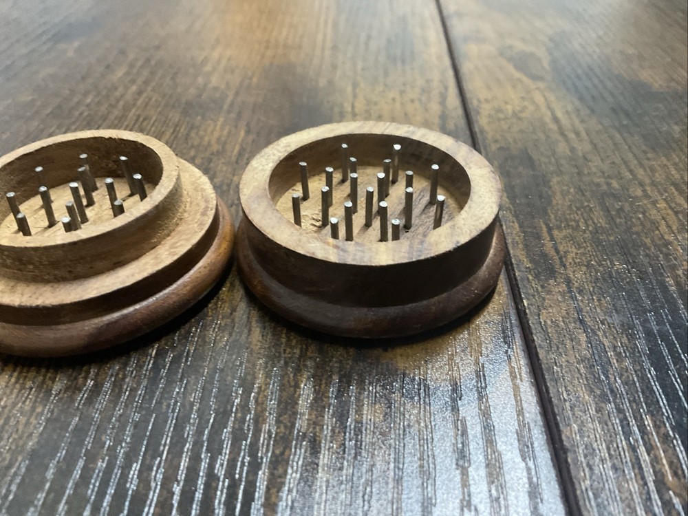 Wooden Herb Grinder Classic