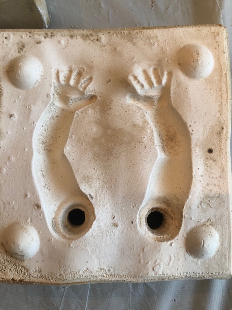 Vintage Doll Arms Mold G-140 C Size Small