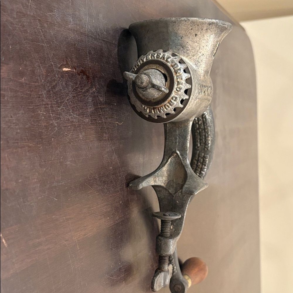 Universal Rustic Silver Metal Grinder