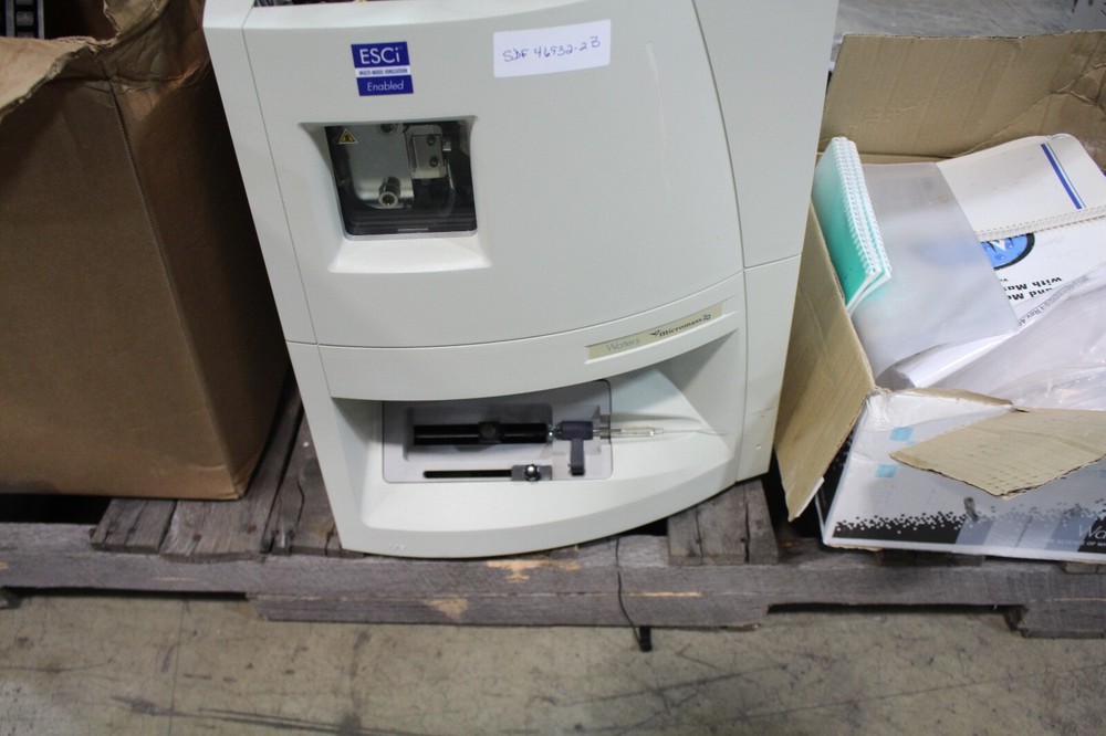 Waters Micromass ZQ Mass Spectrometer 186002000