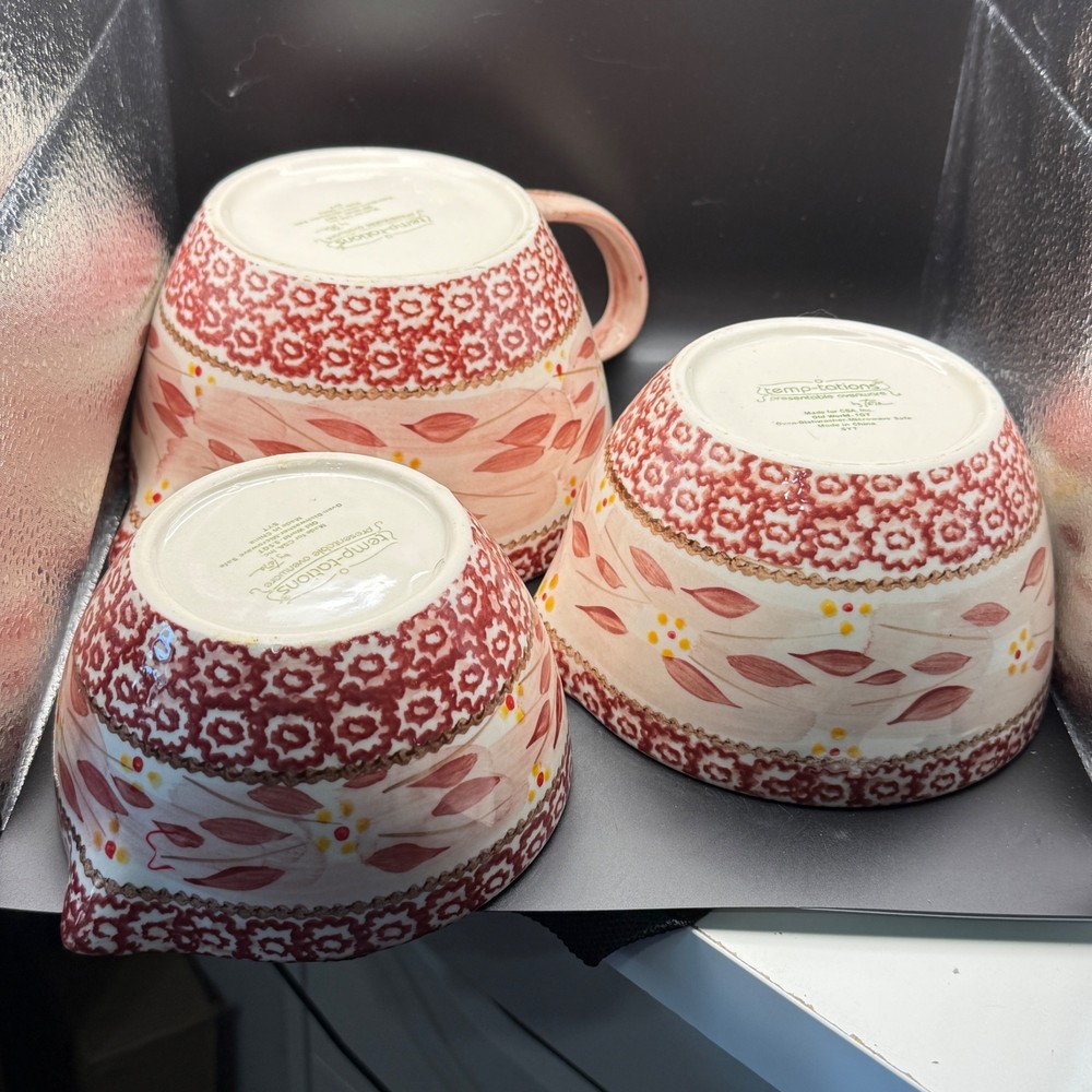 Temp-Tations Old World 1.5,1 & .5 QT Nesting Ceramic Mixing Bowls Red Pattern