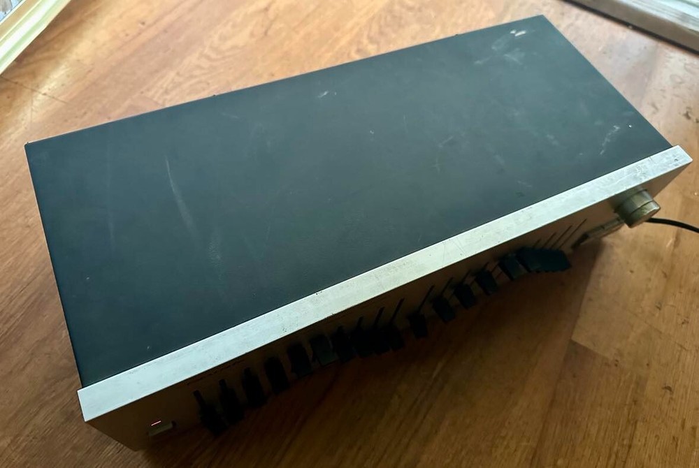 1980's Realistic 10 Band Stereo Frequency Equalizer Model 31-2005 fully tested