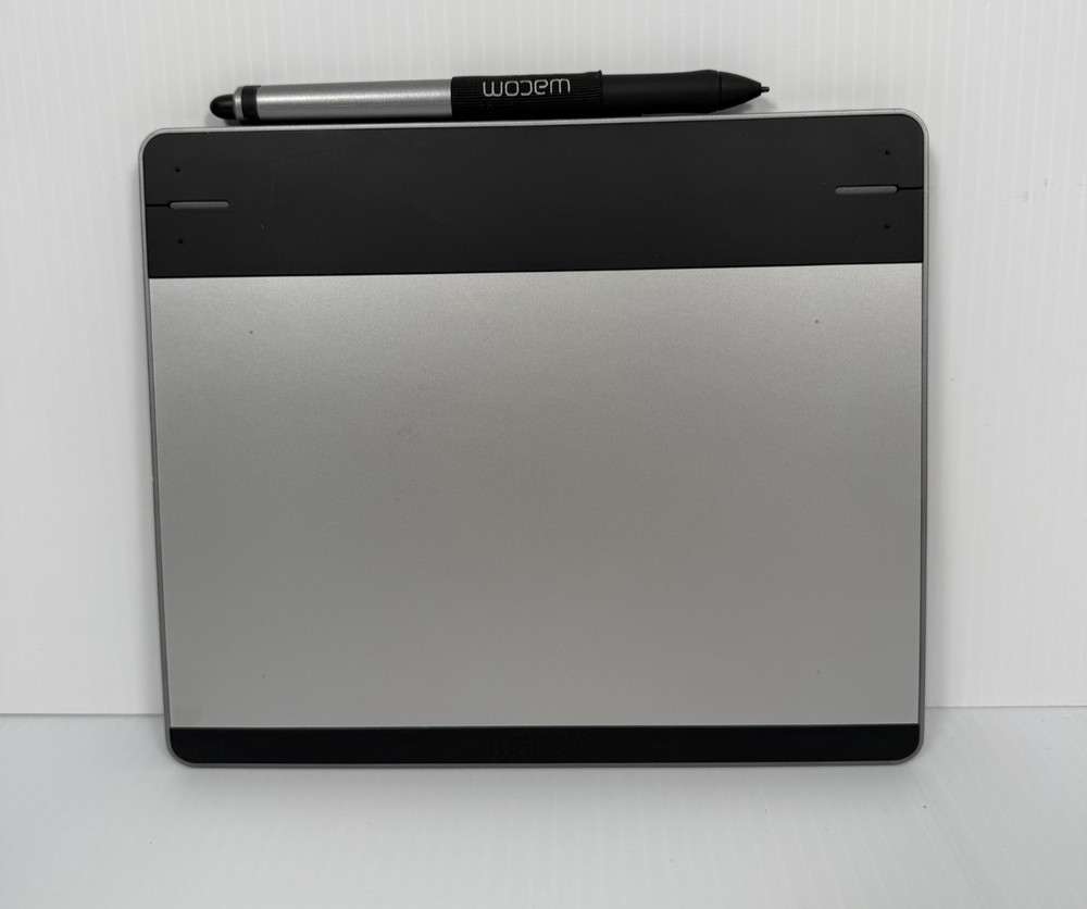 Wacom Intuos CTH-480 Small Creative Pen & Touch Tablet Stylus 6" Wireless Module