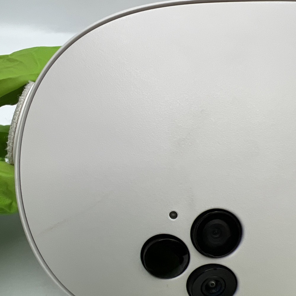 Meta Quest 3S 128GB Virtual Reality System - HEADSET ONLY - No Controllers USED