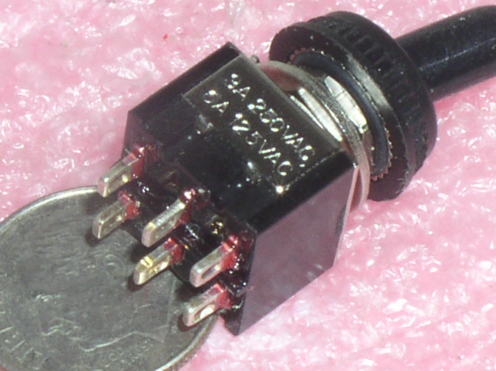 1 WATER PROOF BOOT MINI TOGGLE DPDT ON-ON PANEL SWITCH 125 VAC 6 A AMP 6A 2 POLE