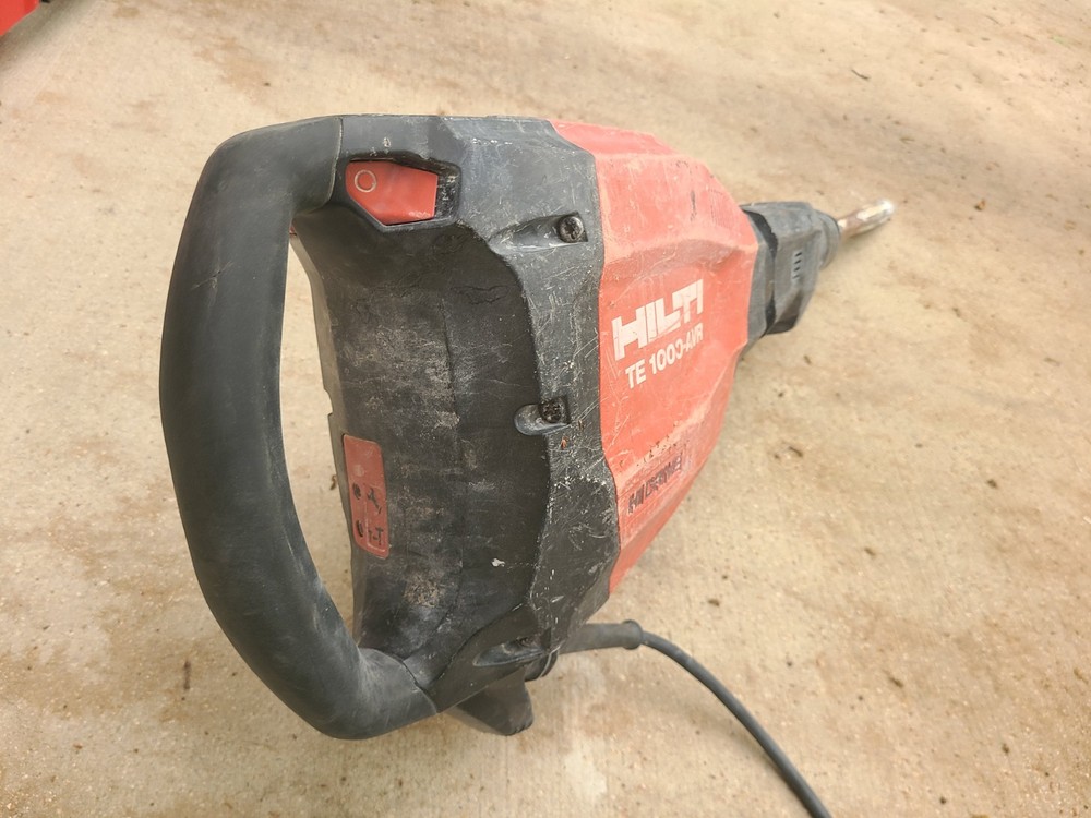 2019 HILTI TE 1000-AVR with Case