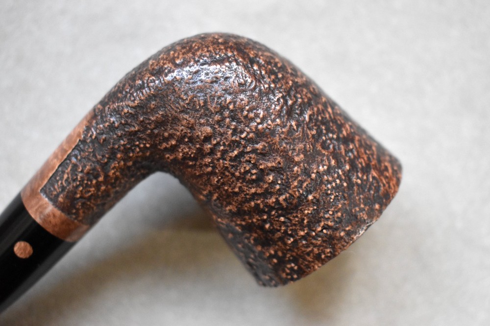 Moretti Pipe Sandblasted Freehand Bird's Eye