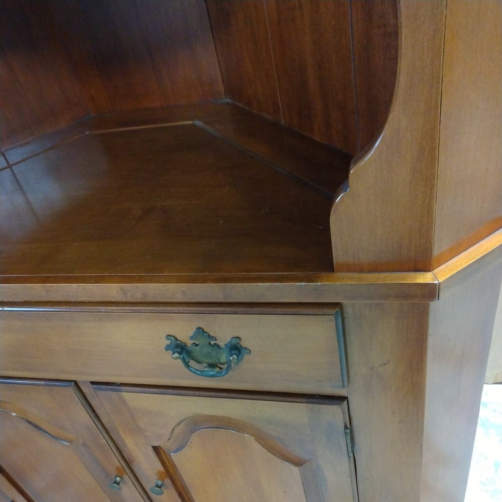 Thomasville Hartford House Vintage Solid Rock Maple Corner Cabinet Kitchen NICE