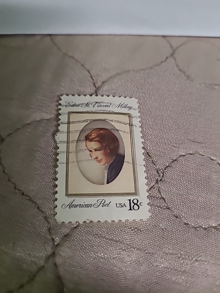 AMERICAN POET STAMP ( ENVELOPE 82)