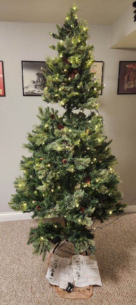 Artificial Prelit Christmas Tree WORKS