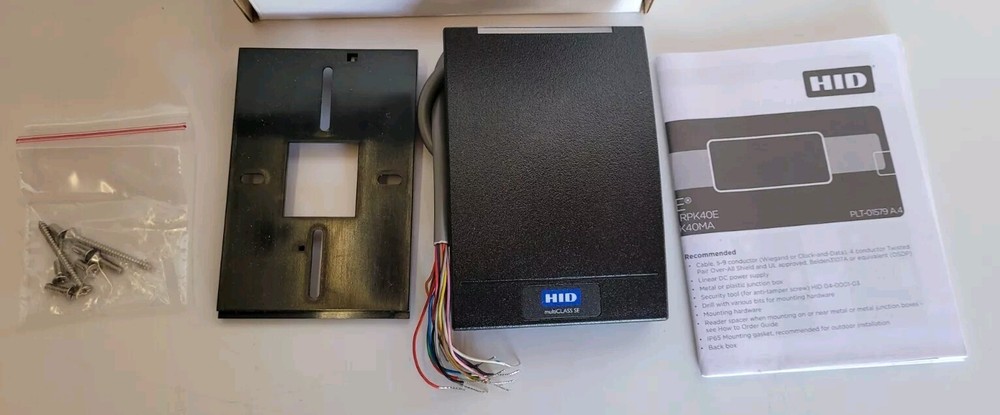HID multiCLASS SE RP40 Wall Switch Reader 920LTNNEK00017