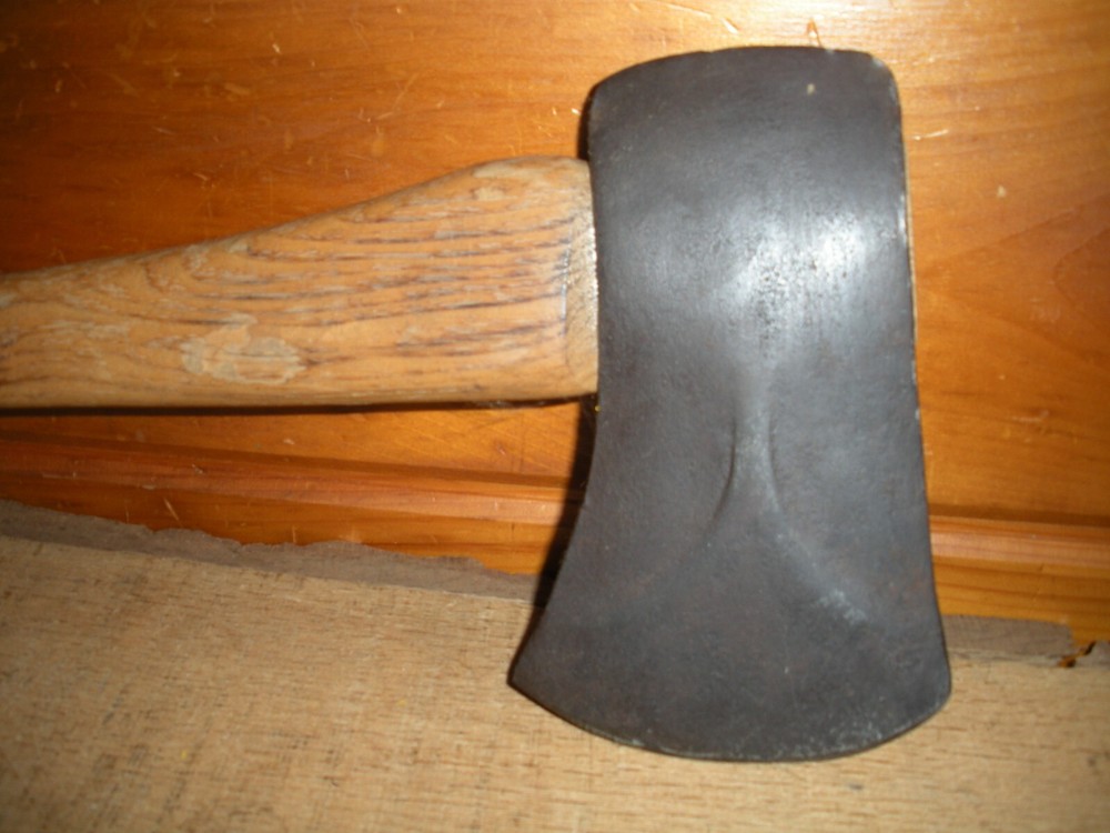 Vintage TRUE TEMPER KELLY PERECT Single Bit Axe / Early Axe