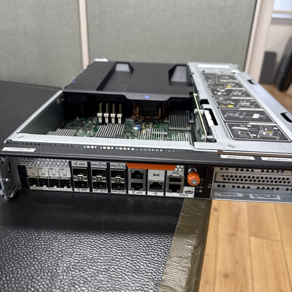 NETAPP 111-02493+A1 Storage Controller Module