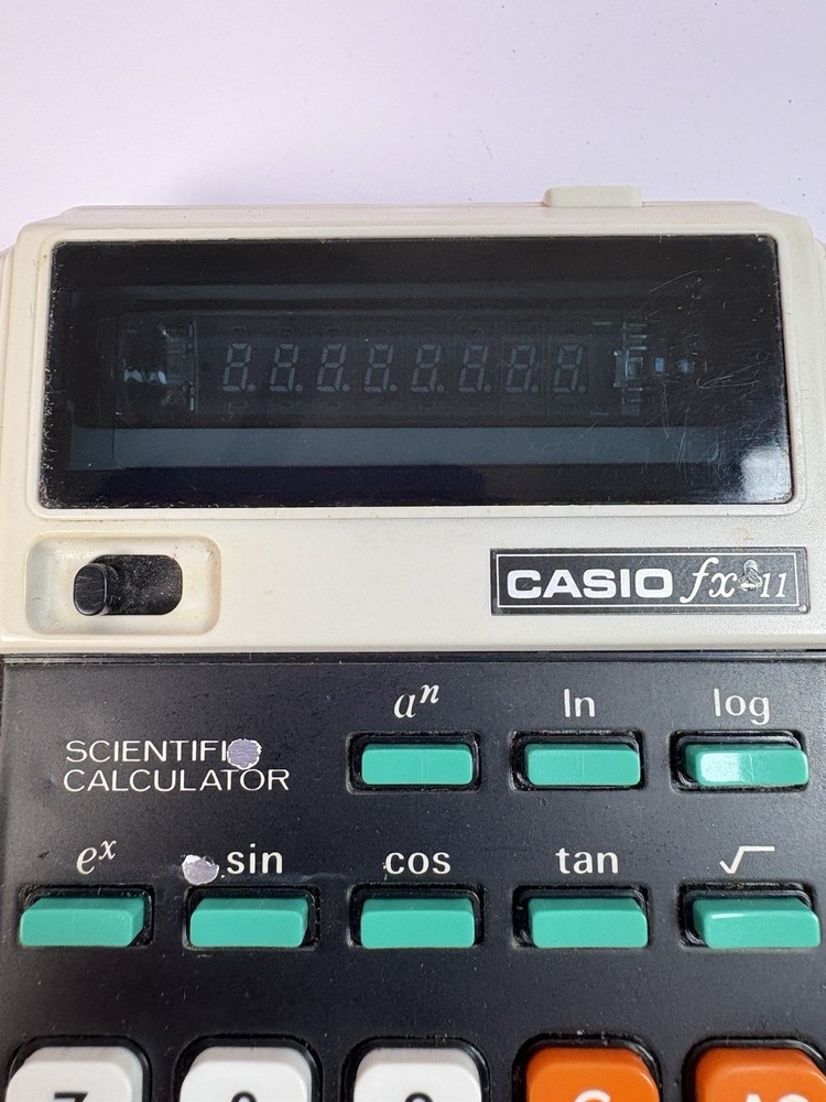 Vintage Casio Fx-11 Scientific Calculator