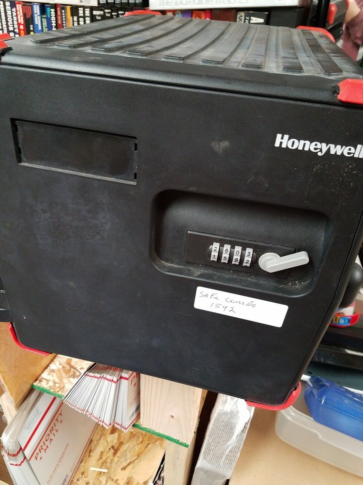 Honeywell Plastic Mobile Device Safe