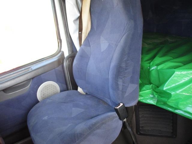Replaces 2012 VOLVO VNL FRONT SEAT ,  FL