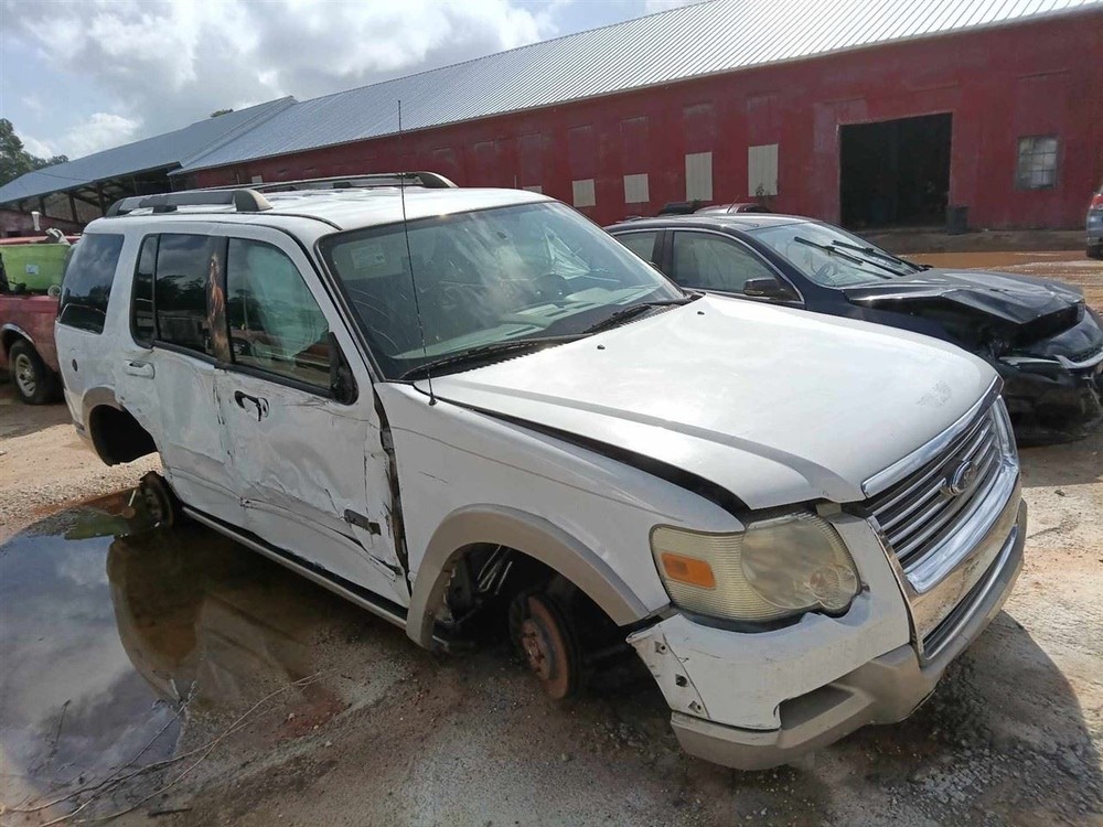 EXPLORER 2007 Fuse Box Cabin 6588