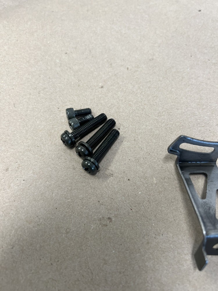 2007 Yamaha Grizzly 450 Stator Mounting Hardware B101