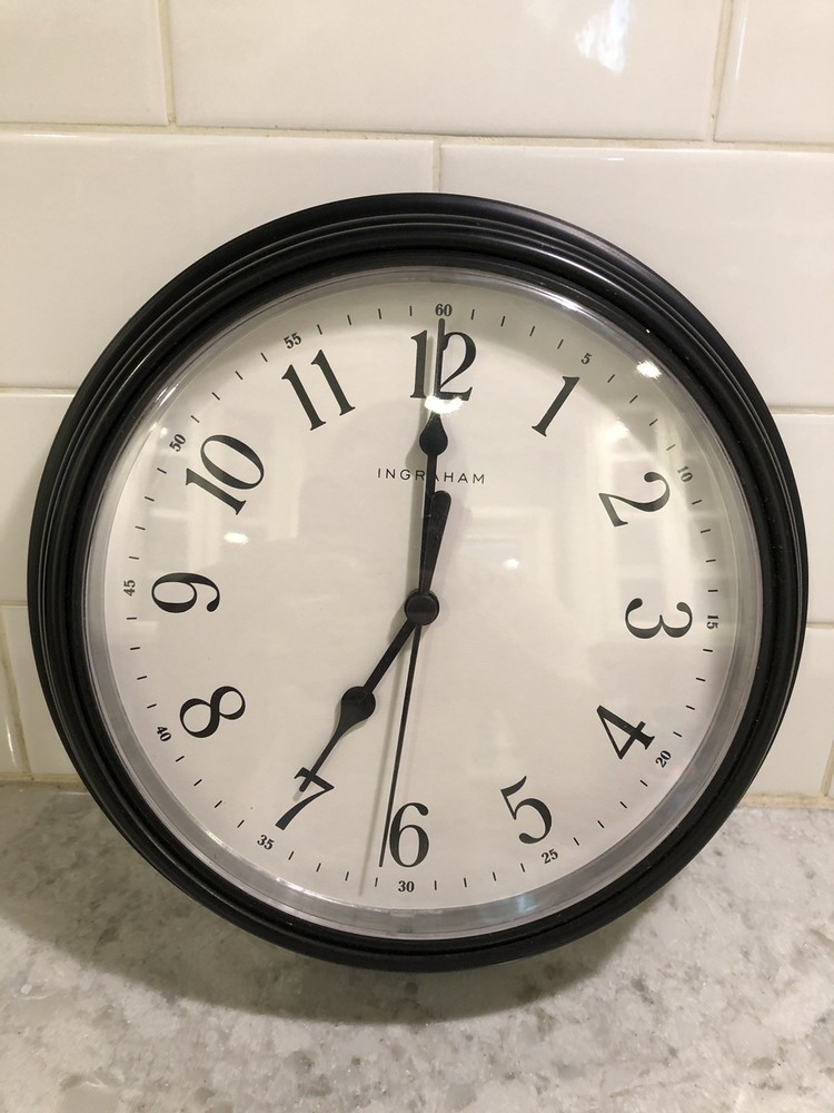 Vintage Ingraham black Round Wall Clock