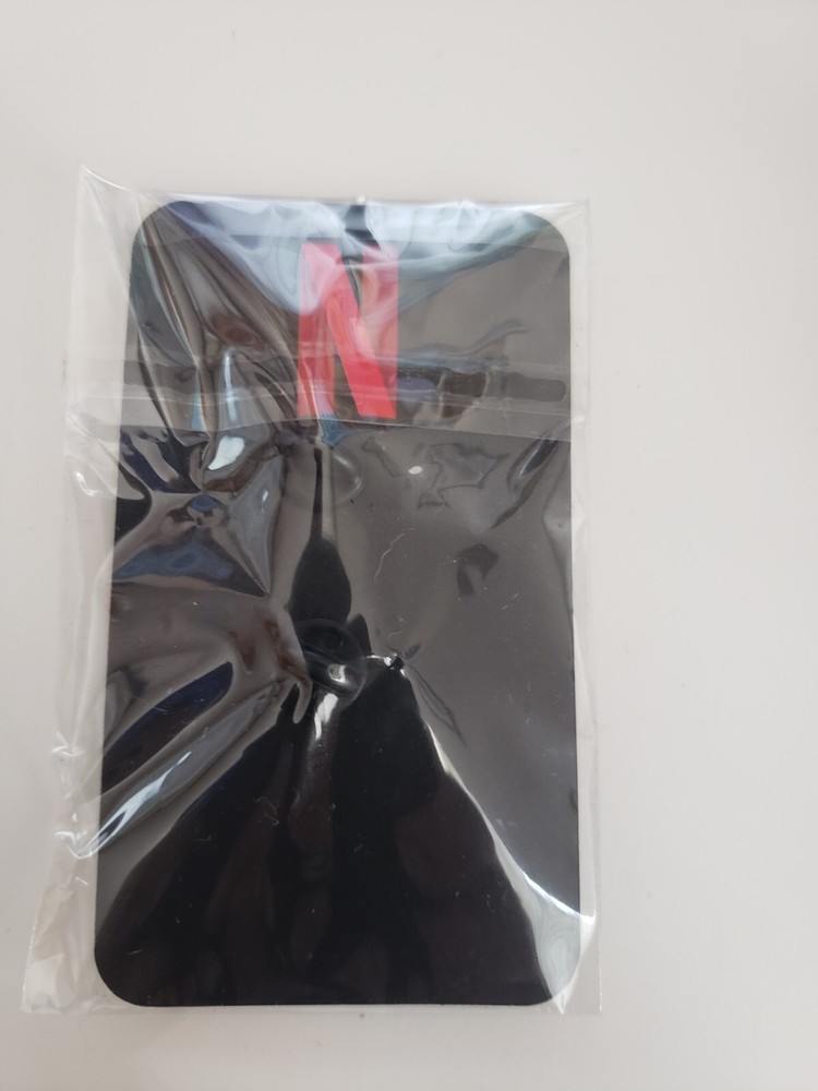 SDCC Comic Con 2022 Shift Fangs Netflix Pin