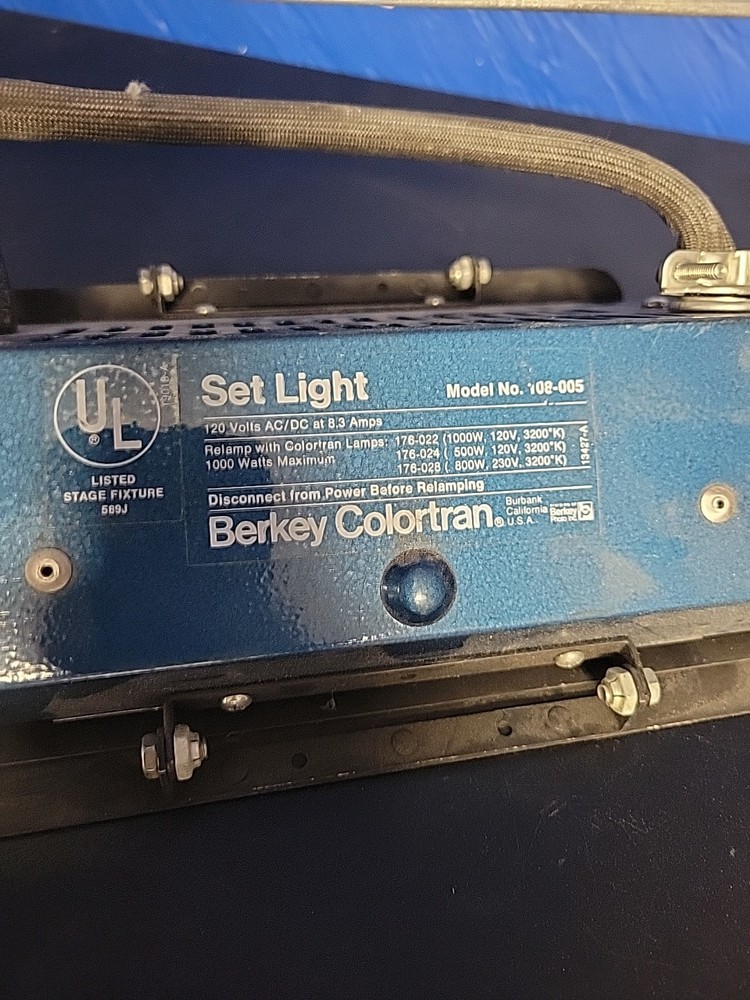 Colortran 108-005 Spot Set Light