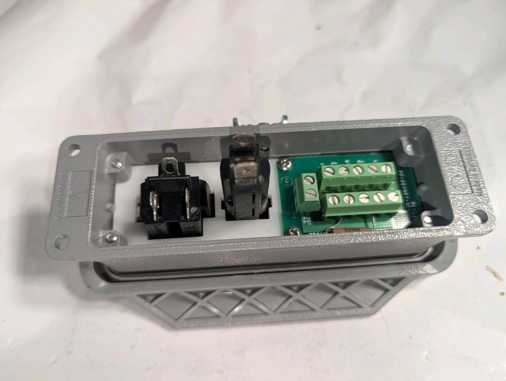 GENUINE GRACE ENGINEERED PRODUCTS P-D4-H3R3 A-B DEVICENET INTERFACE W/ COVER