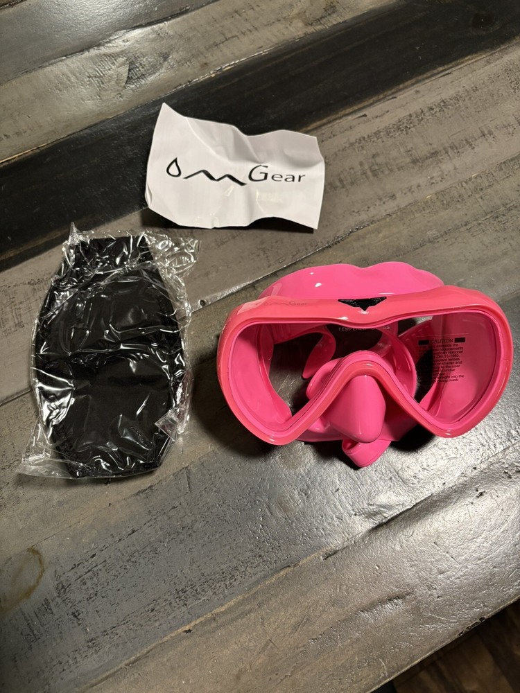 swim snorkel goggles