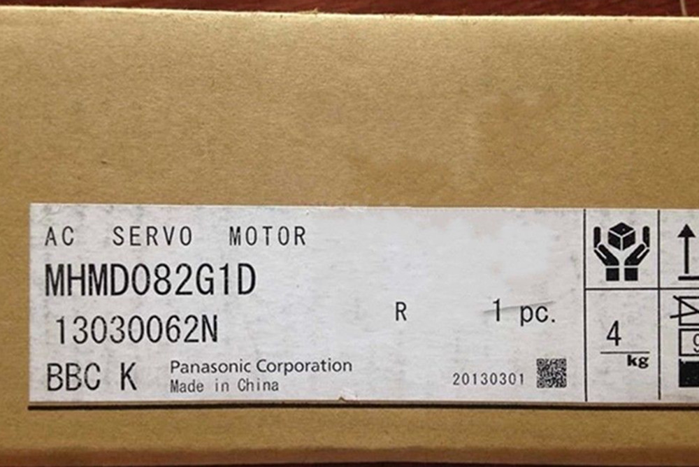 NEW PANASONIC MHMD082G1D Servo Motor750W