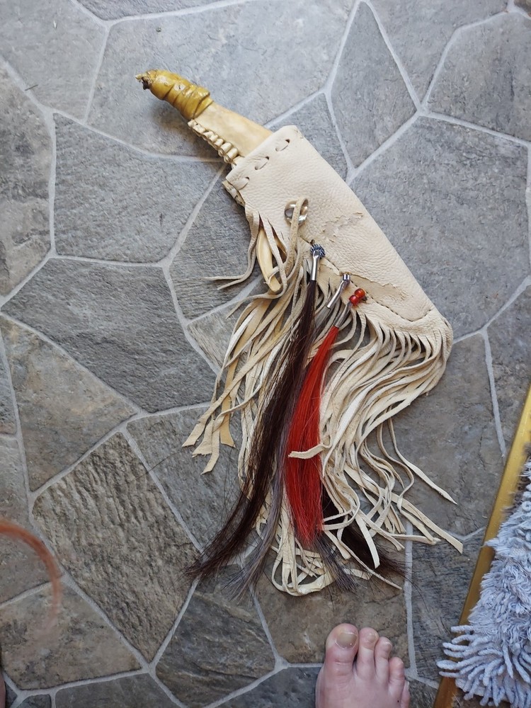 Native American Primitive Bone Knife & Jawbone Handle