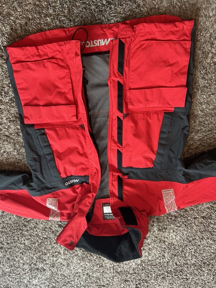 Musto BR2 Offshore Jacket And Bib Set - Size MEDIUM