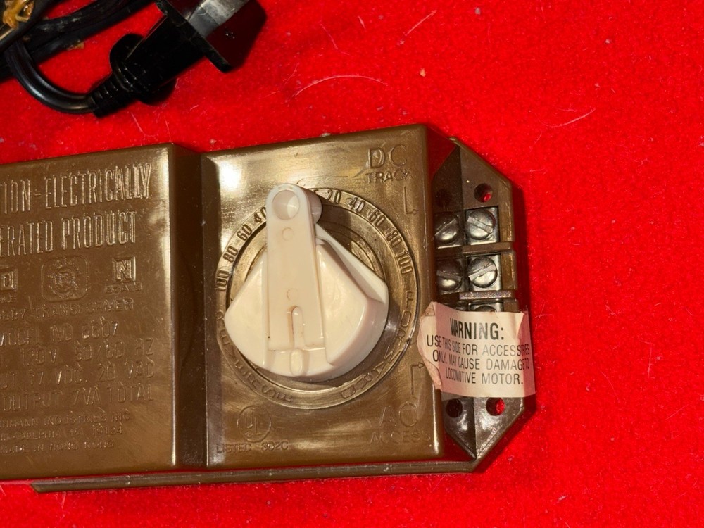 HOBBY TRANSFORMER BROWN # 6605 - Tested And Working.