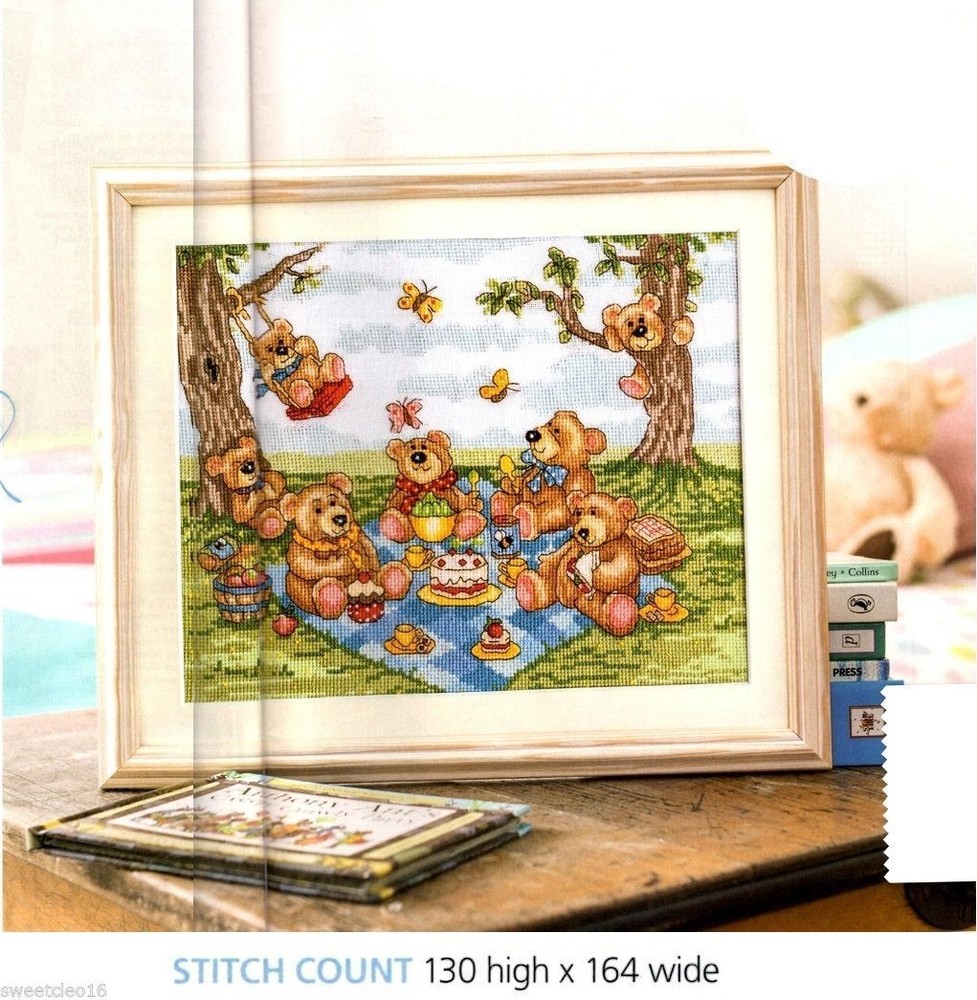 TEDDY  BEARS'  PICNIC  CROSS STITCH  PATTERN ONLY  EQ - REW