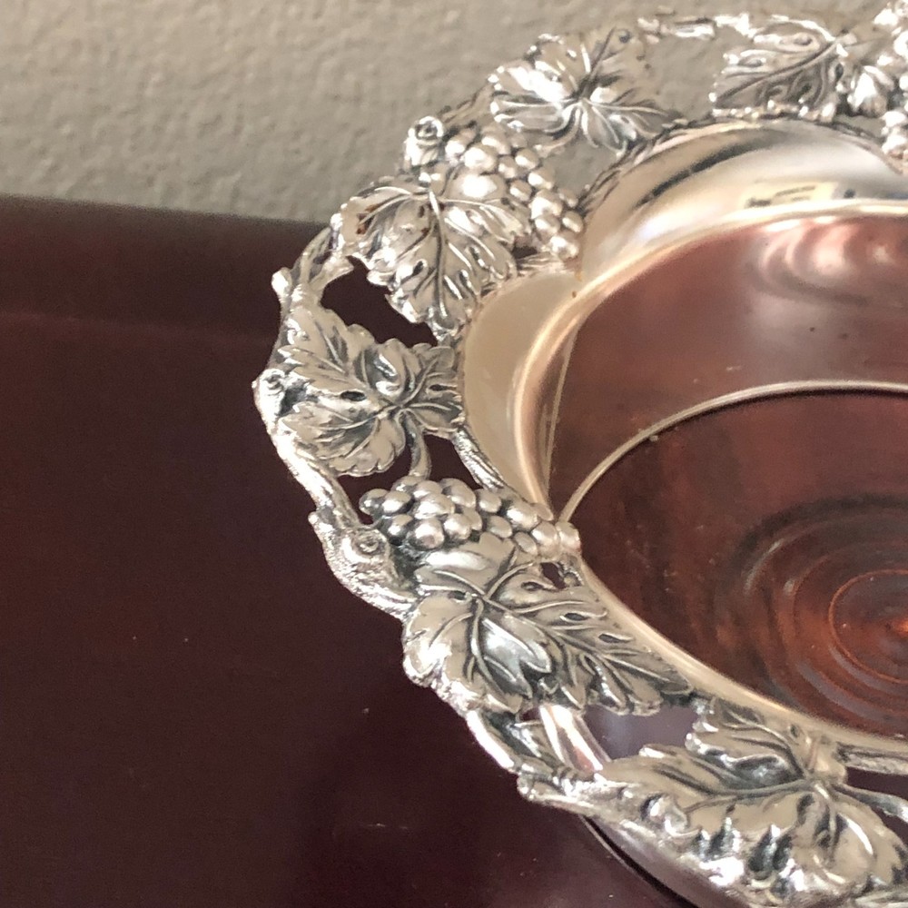 Vintage Godinger Silver Plate Wine Bottle Coaster 7" Grape and Leaf