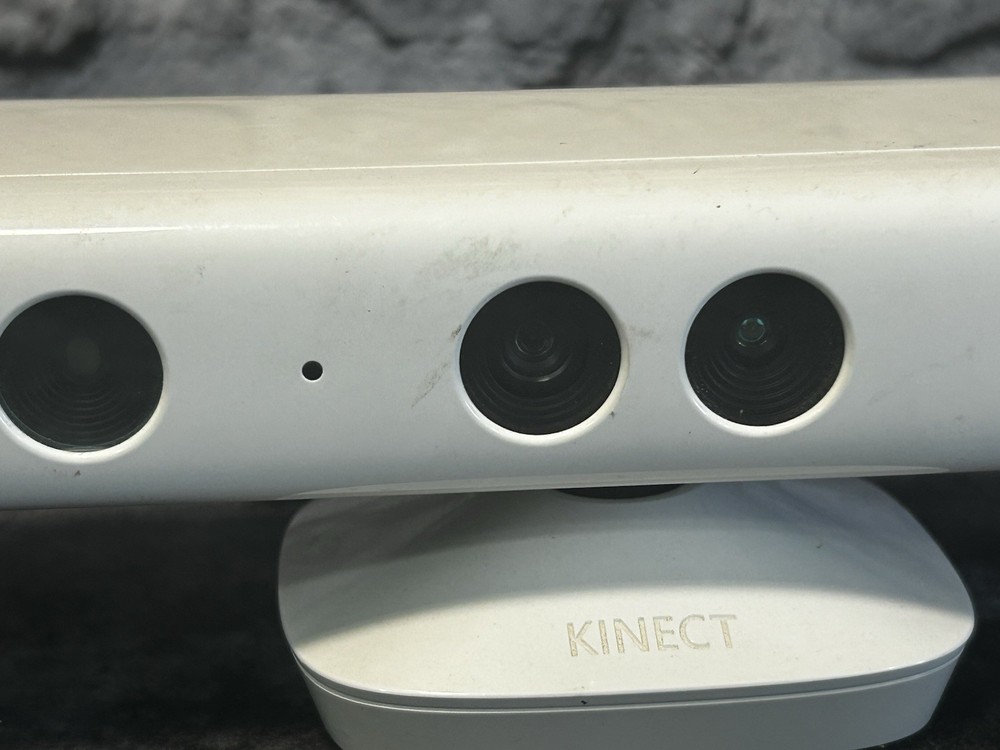 Microsoft Xbox 360 Kinect Sensor White Model 1414 Motion Camera Untested