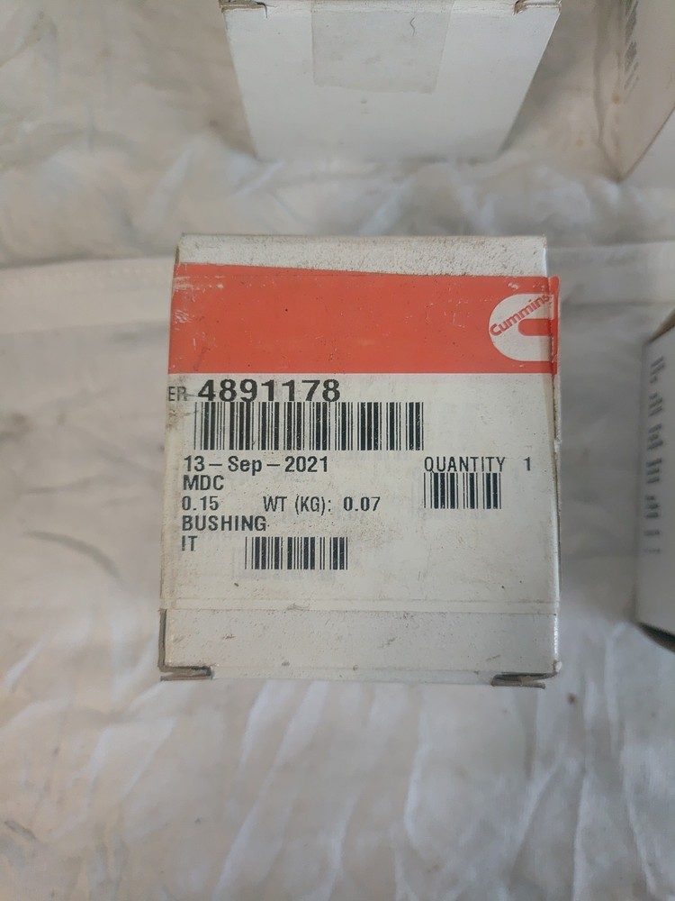 Genuine Cummins 4891178  Bushing