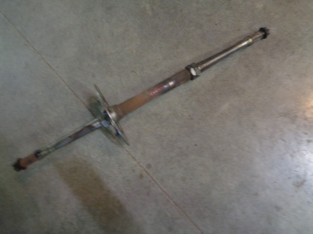 03-08 Suzuki LTZ400 Axle T8