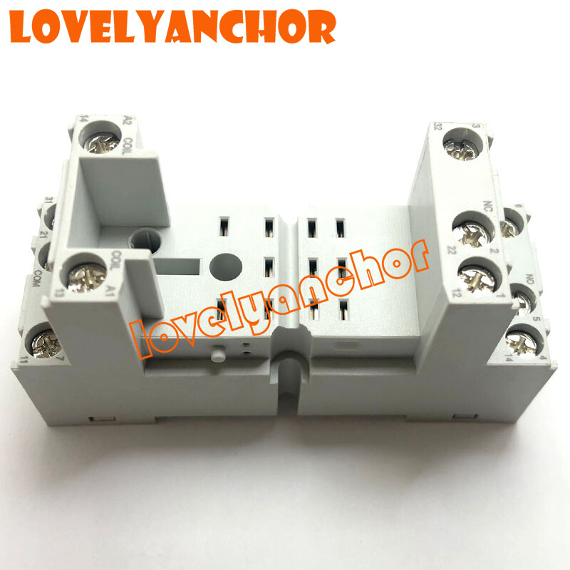 1PC ABB CR-M3SS 1SVR405651R2000 Standard Socket