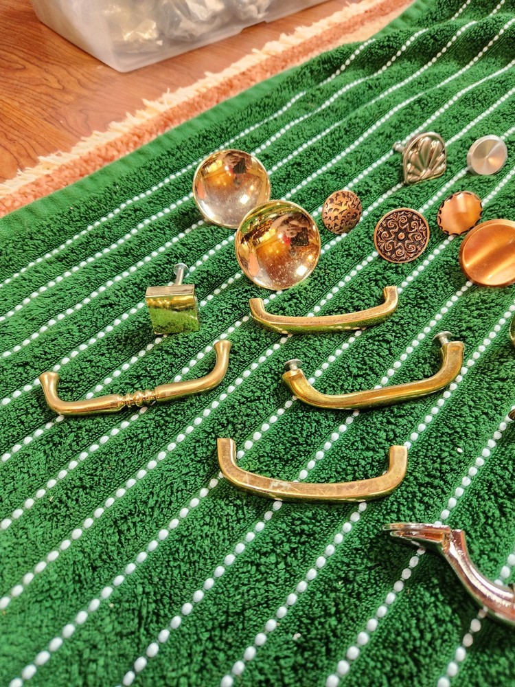 Lot 39 Mixed Vintage Drawer Pulls Knobs Brass Chrome Ceramic Mid-Century/Modern