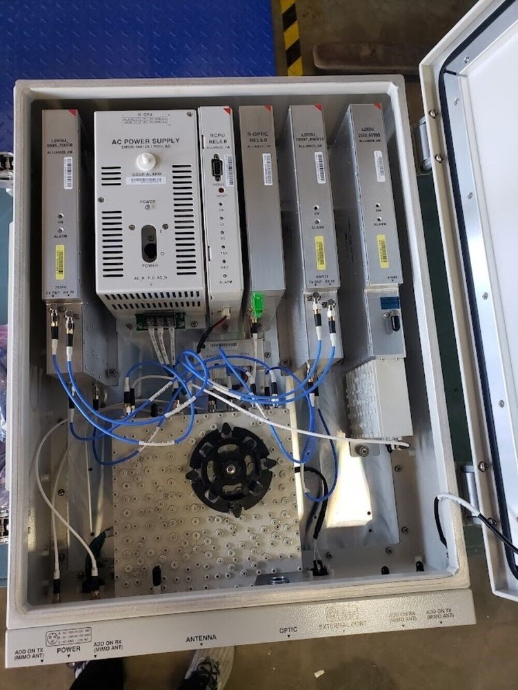 SOLiD L2ROU-AC DAS Distributed Antenna System Low-Power 2W Remote Optic Unit