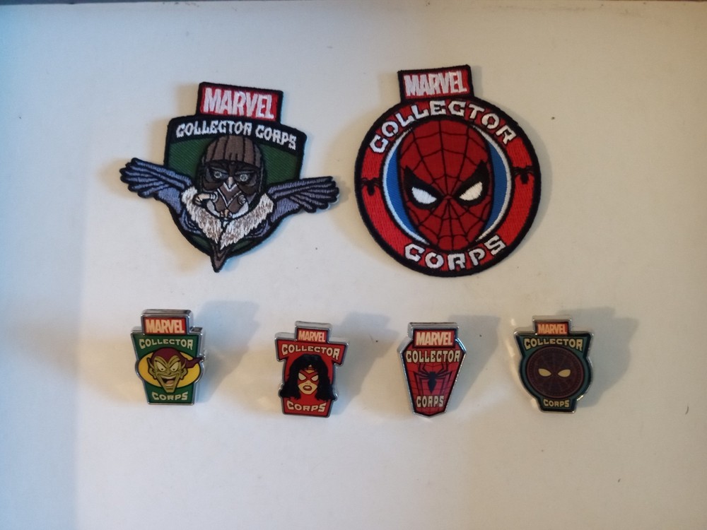 MARVEL COLLECTOR CORP SPIDER-MAN PATCH & PIN
