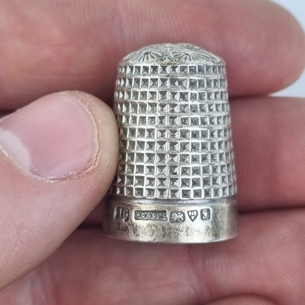 Antique Solid Silver Thimble Chester 1906 Henry Griffith & Sons