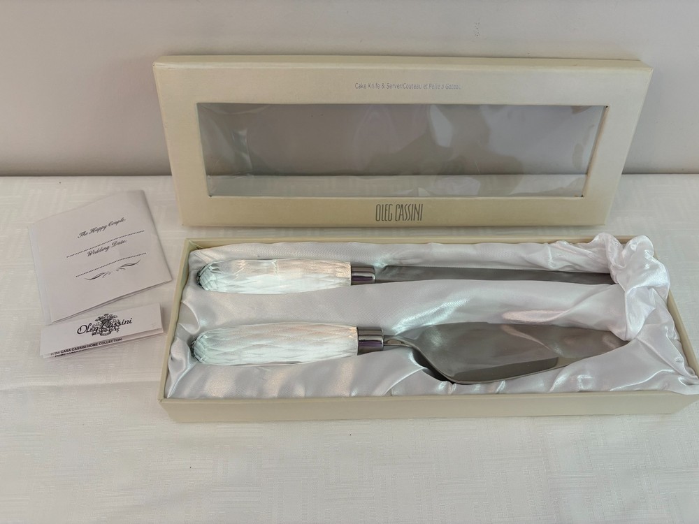 Oleg Cassini Wedding Cake Knife & Server Set w/crystal handles