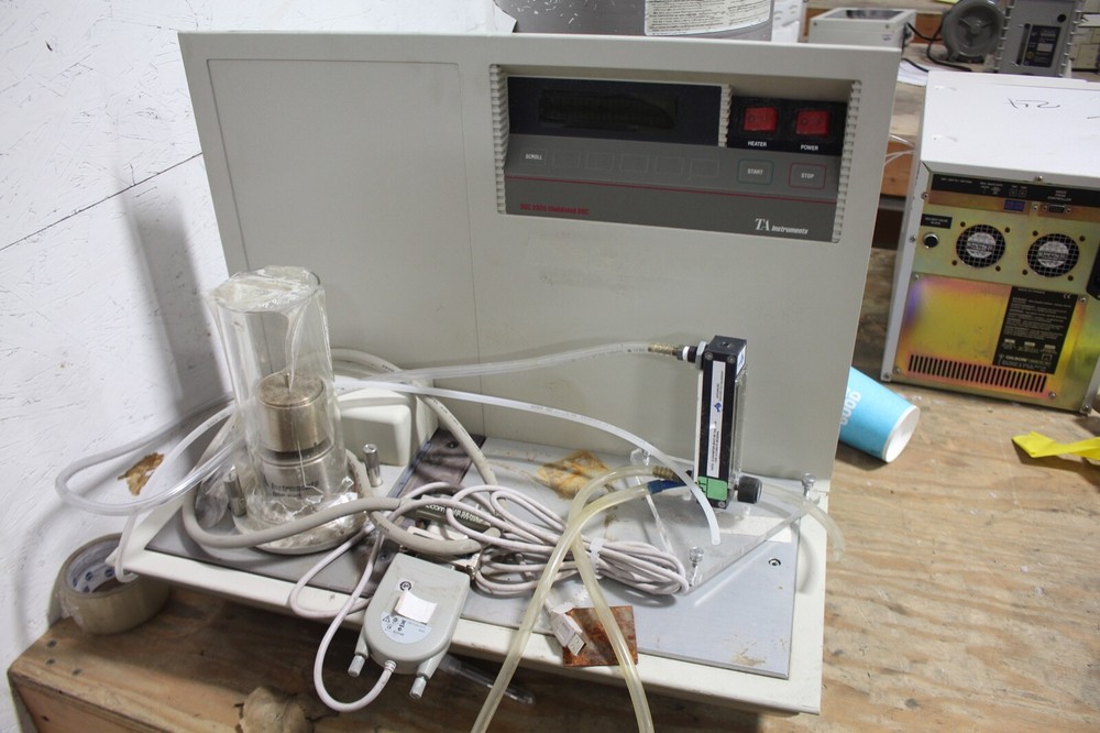 TA Instruments DSC 2920 Modulated DSC NICE