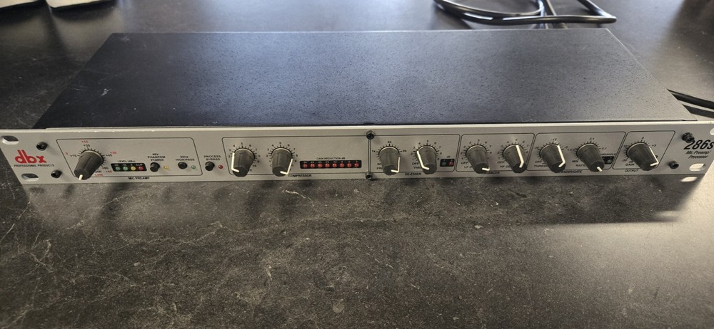 dbx 286s Mic Preamp Processor with 25' Low Noise XLR Cable