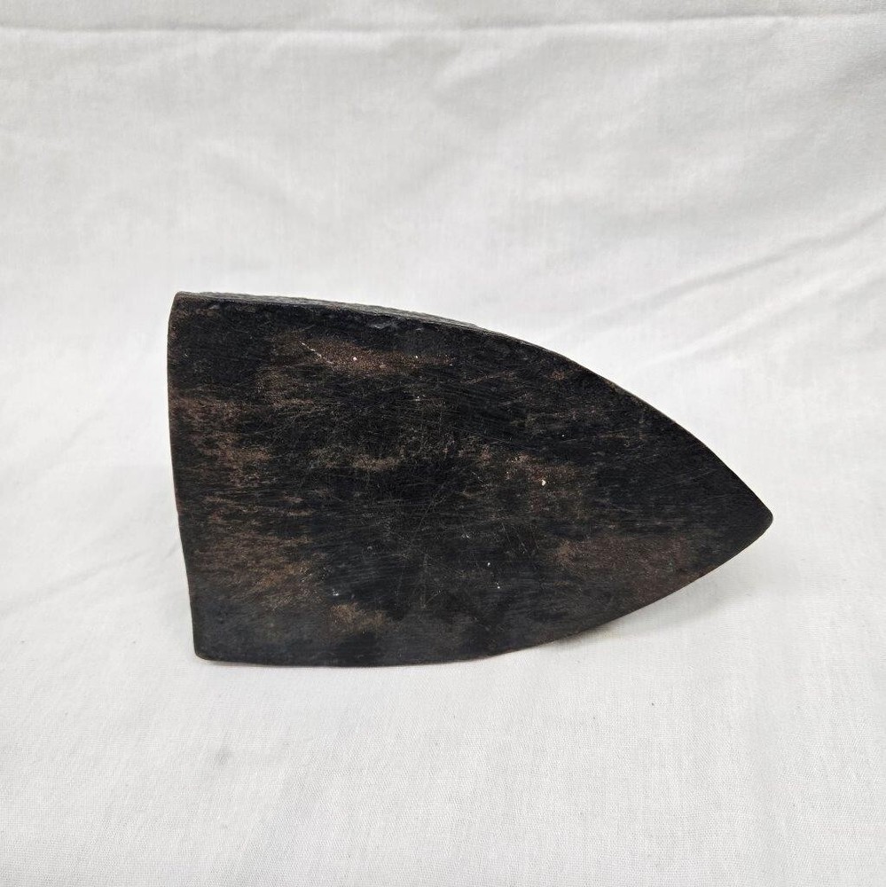 Vintage Iron with Handle - Ironing Tools – Clothes Iron Sad Iron - Rustic Tools