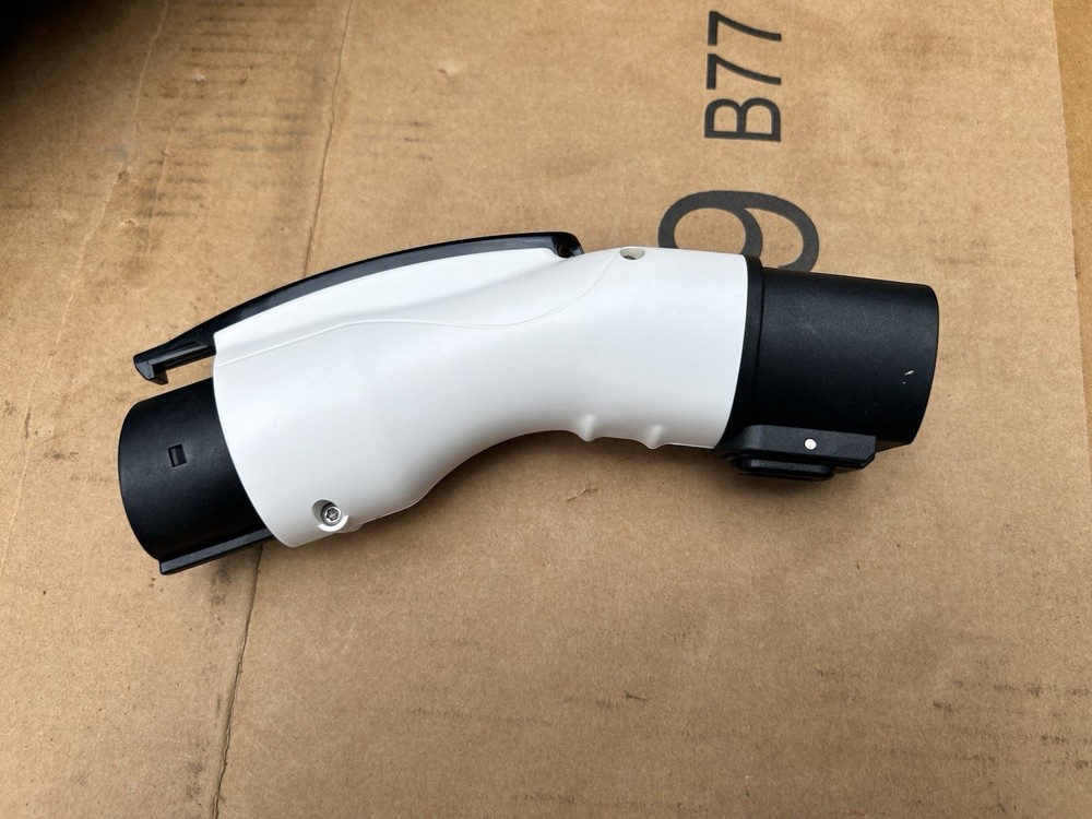 Evjuicion EV Charging Box 32A Type 1 MIDA-EVSE-PA32S
