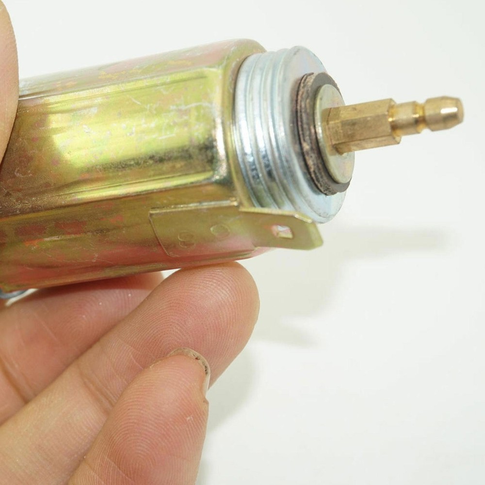 Universal Auto Cigarette Lighter DC 12V Car Plug & Socket Assembl Replacement