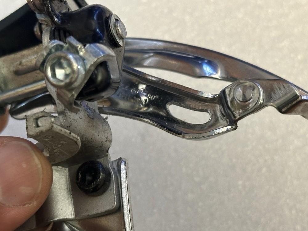 Shimano Acera FD-M330 Triple Front Derailleur Bottom Bracket Mount Top Pull NOS