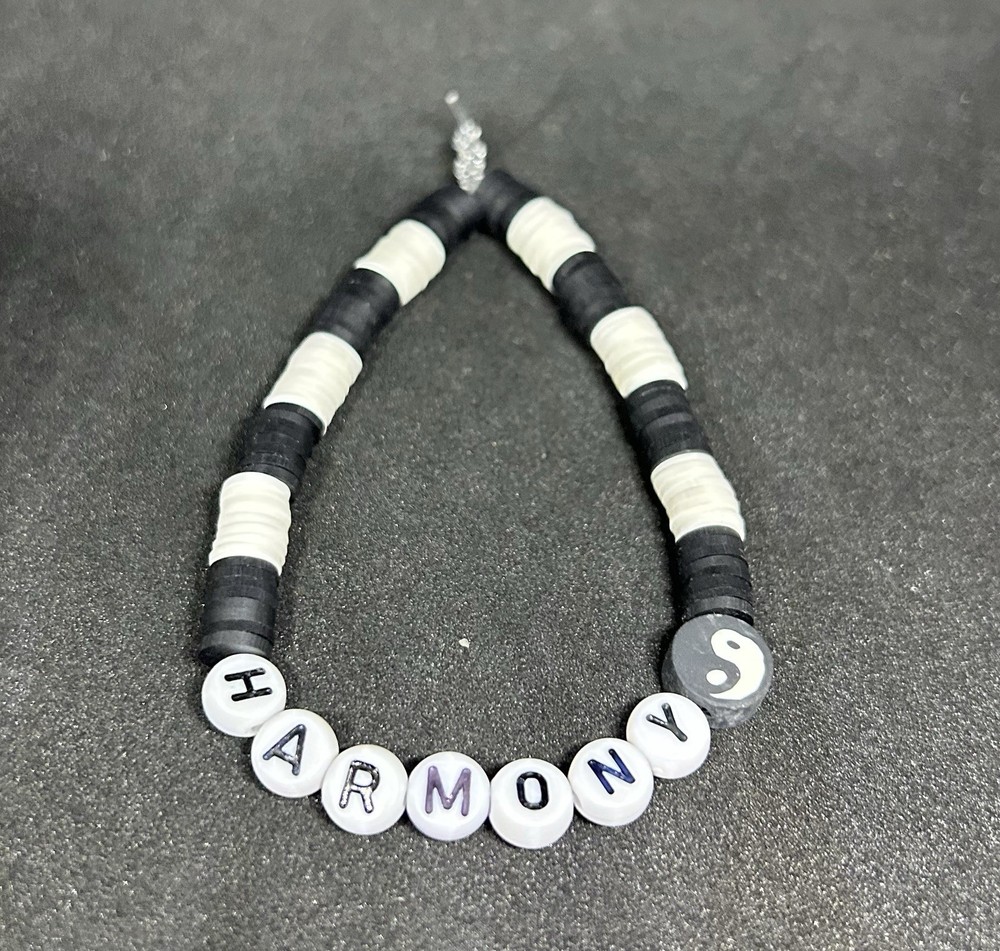 Harmony (Ying Yang) Heishi Bracelet