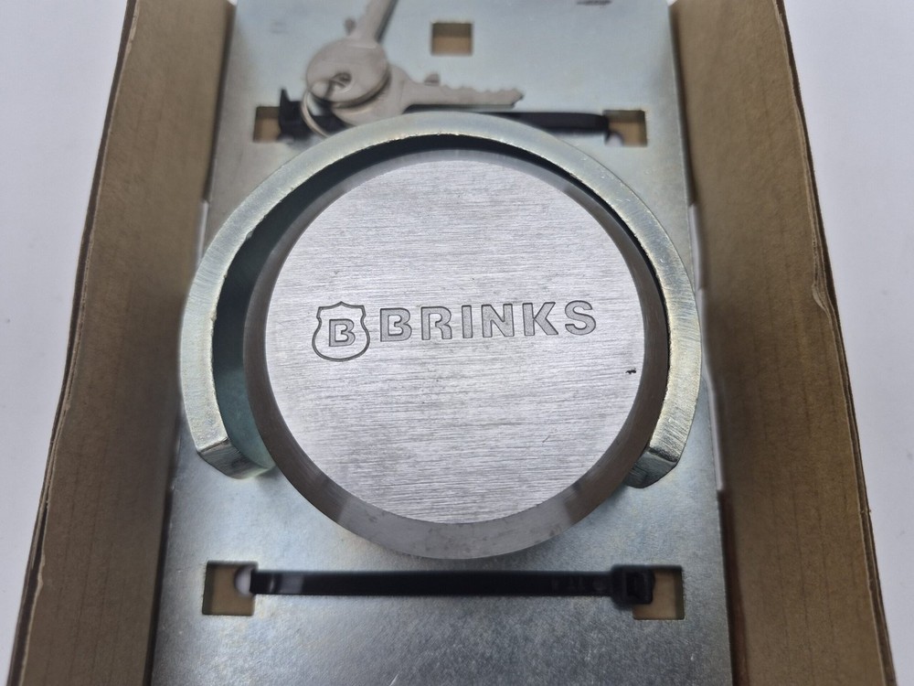 Brinks Combination Puck Lock and Round Hasp